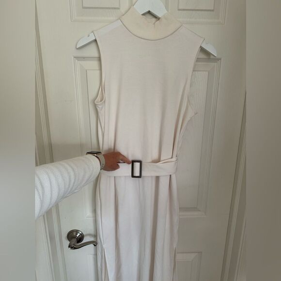 Prologue dress with belt (size small) - Picture 2 of 4
